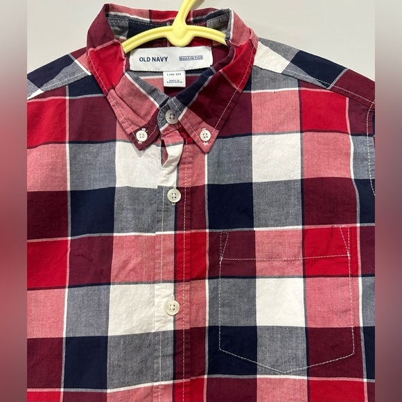Old Navy Slim Fit Button Down - Plaid (Red, White, Blue, Gray) 🌟 - Picture 5 of 7